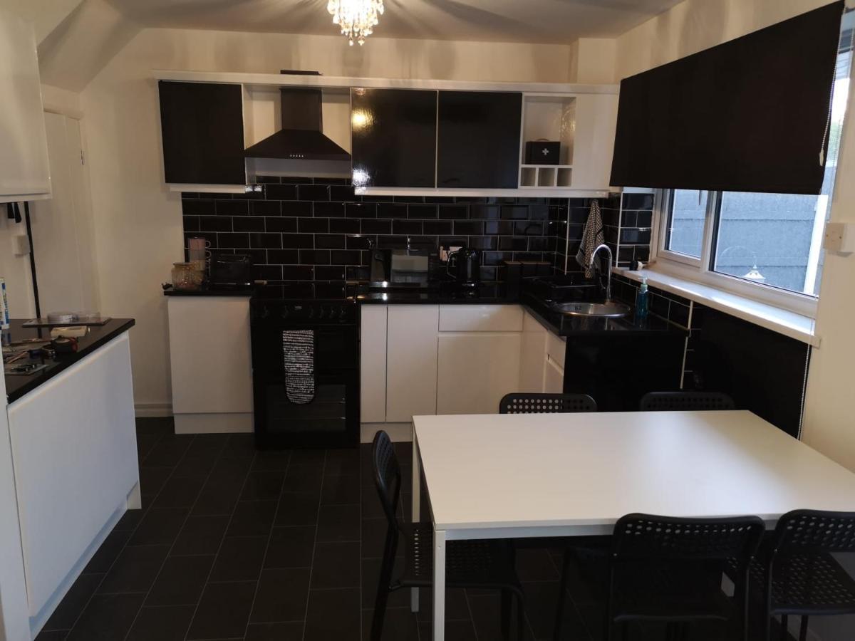 Ffrith House Villa Prestatyn Bagian luar foto